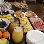 호텔 La *