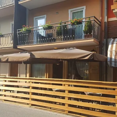 La * Asiago